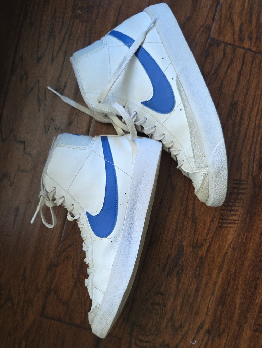 Nike Blazer Mid 77 Kids Size 7Y/Women’s 8.5 White Blue Very Good To Excellent